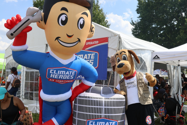 Climate Heroes at a community event - Suwanee Fest